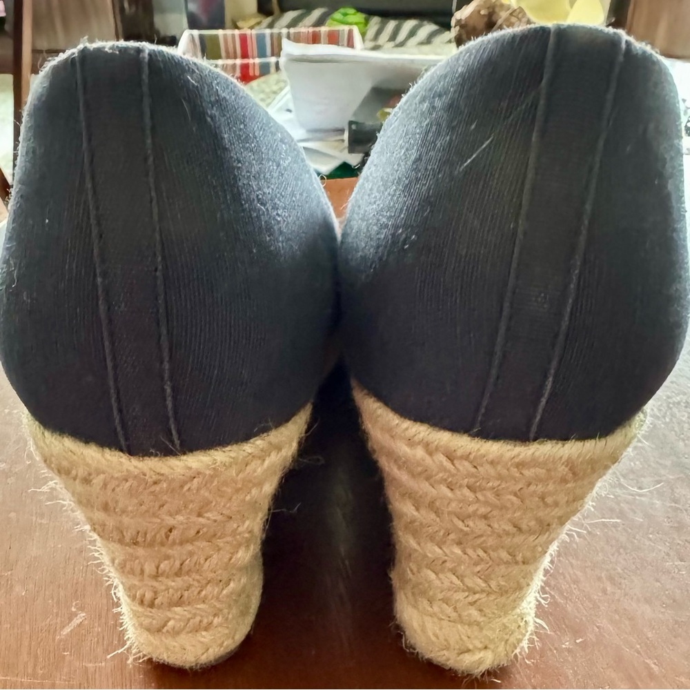 J. Crew Women's Navy Espadrille Wedges Sz 9.5 VGUC - Picture 4 of 6